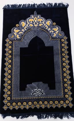 Big standard patterned flowery prayer rug